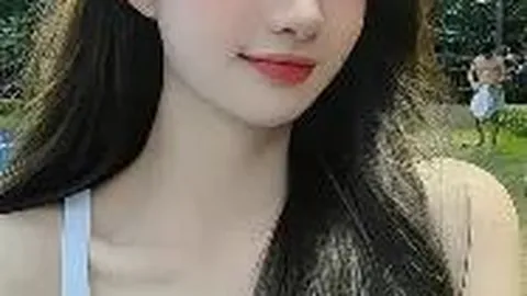 曼联公布新赛季球员号码：芒特穿7号战袍，奥纳纳获24号，霍伊伦号码暂未定。