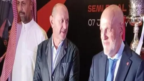 16岁新星足总杯首秀，恩古莫勇敢担纲首发，表现惊艳！